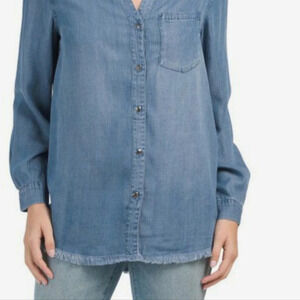 Velvet Heart Blue Gavyn Tencen Long Sleeve Shirt With Frayed Hem Size L
